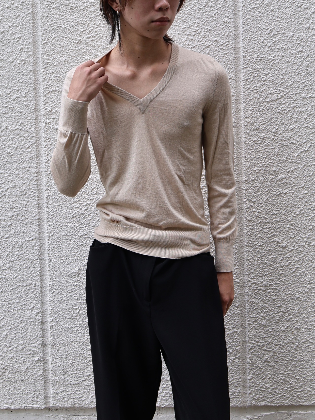 【christian dior】logo design Vneck knit