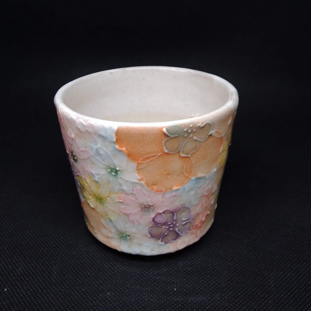 井上萬二作】白磁花形珈琲碗 | Pay ID