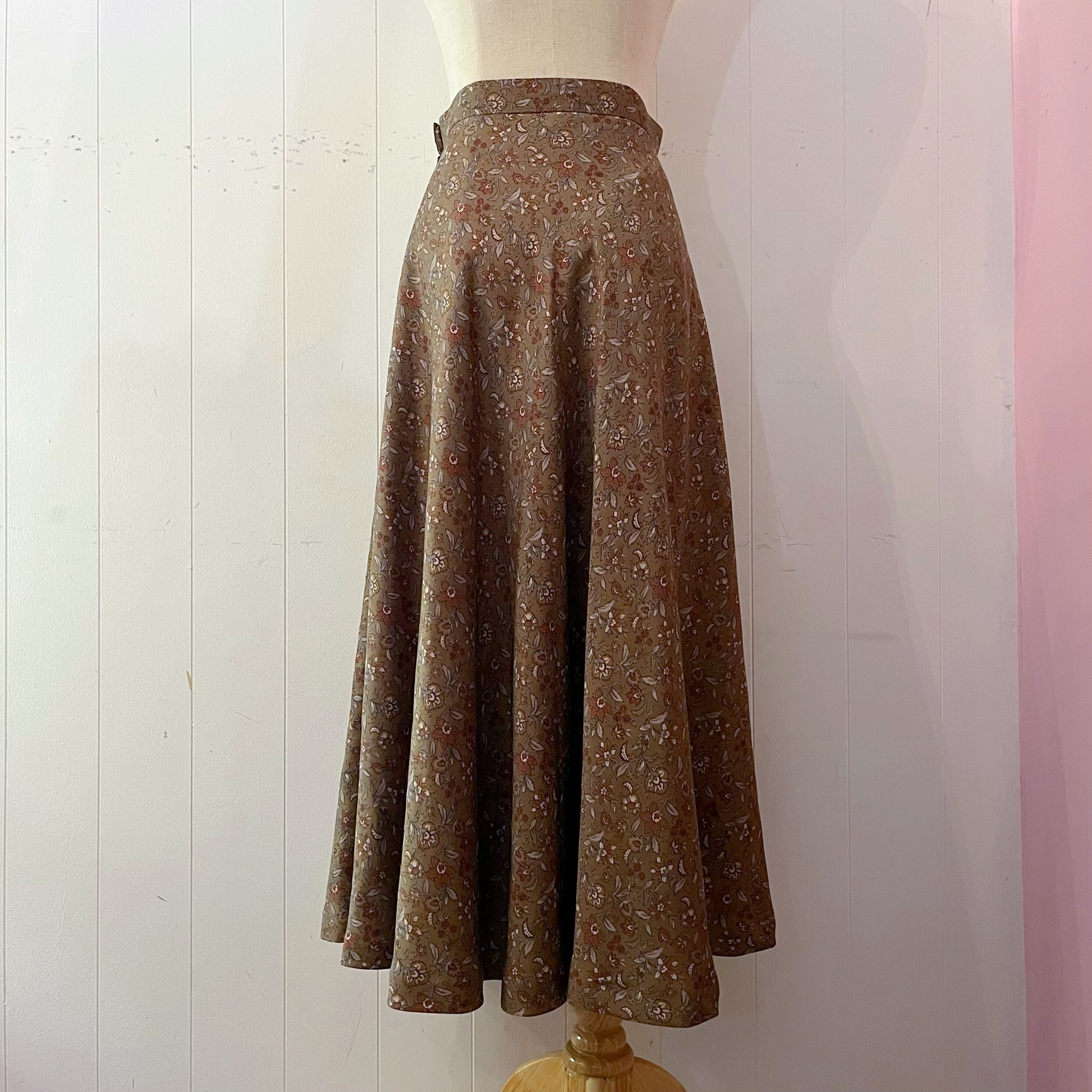 brown flower leaf flare skirt