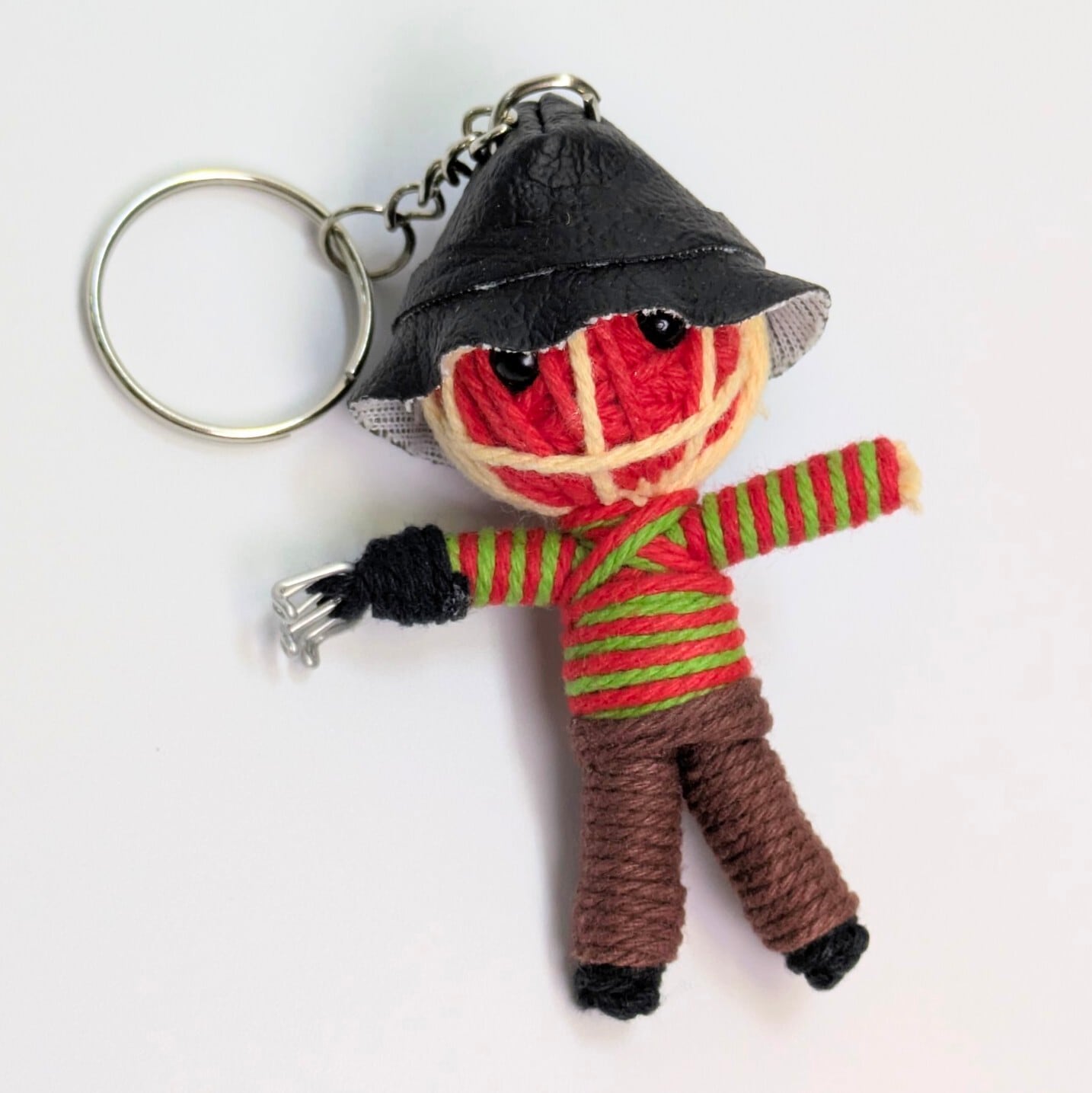 【 フレディ・クルーガー 『 エルム街の悪夢 』 】 Voodoo doll KeyHolder / ブードゥー人形 / 身代わり人形 /お守り人形  〚アメリカン雑貨 アメトイ〛