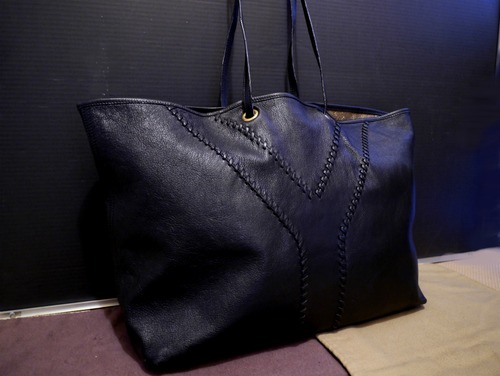 美品21万◆YvesSaintLaurent イヴサンローラン NEO DOUBLE A4対応 レザー トート ハンド バッグ 黒x金◆