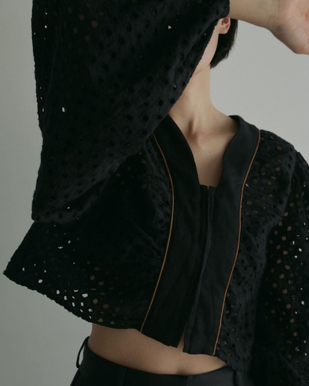 anuke 】Volume Cutwork Blouse | valance 福井｜レディース セレクト