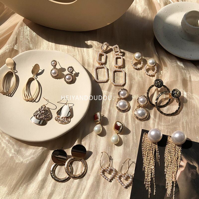 パールイヤリング スタンダードロングレッドアクセサリー レトロ 真珠 指輪 ブラック・アイド・ピーズ22571888229