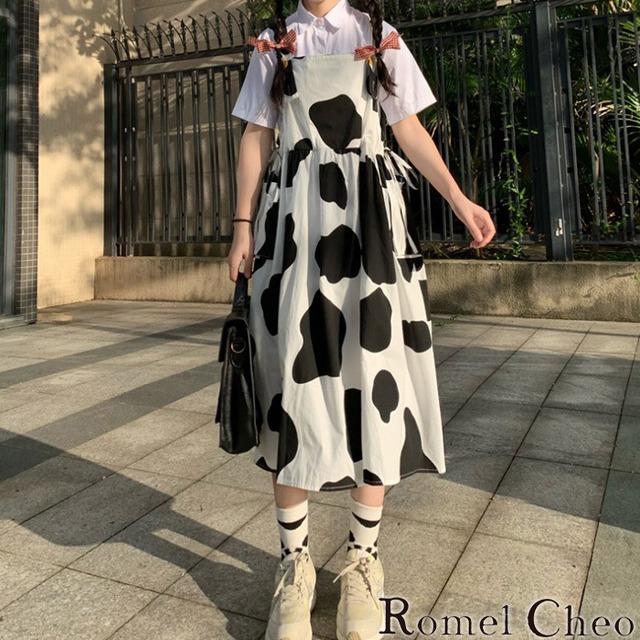 Romelcheo 牛柄ジャンパースカート ジャンスカ ひざ丈 Aライン 総柄 Cow柄 ワンピース ハイウェスト レディース モード系 ストリート ファッション ロリータ ガーリー 個性的 夢かわ 病みかわ 青文字系 森ガール 原宿系 カジュアル ロメルチェオ Romelcheo