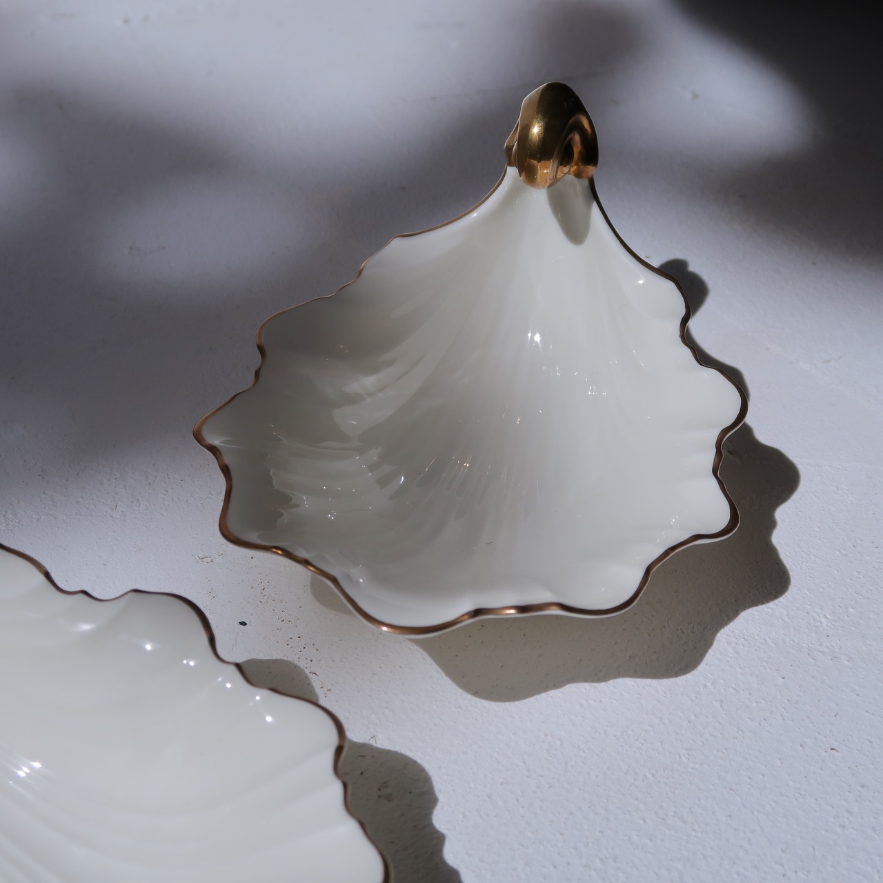 貝殻のようなお皿