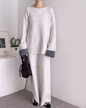 【set up】Bicolor Cuff Knit Top & Drapey Wide-Leg Pants
