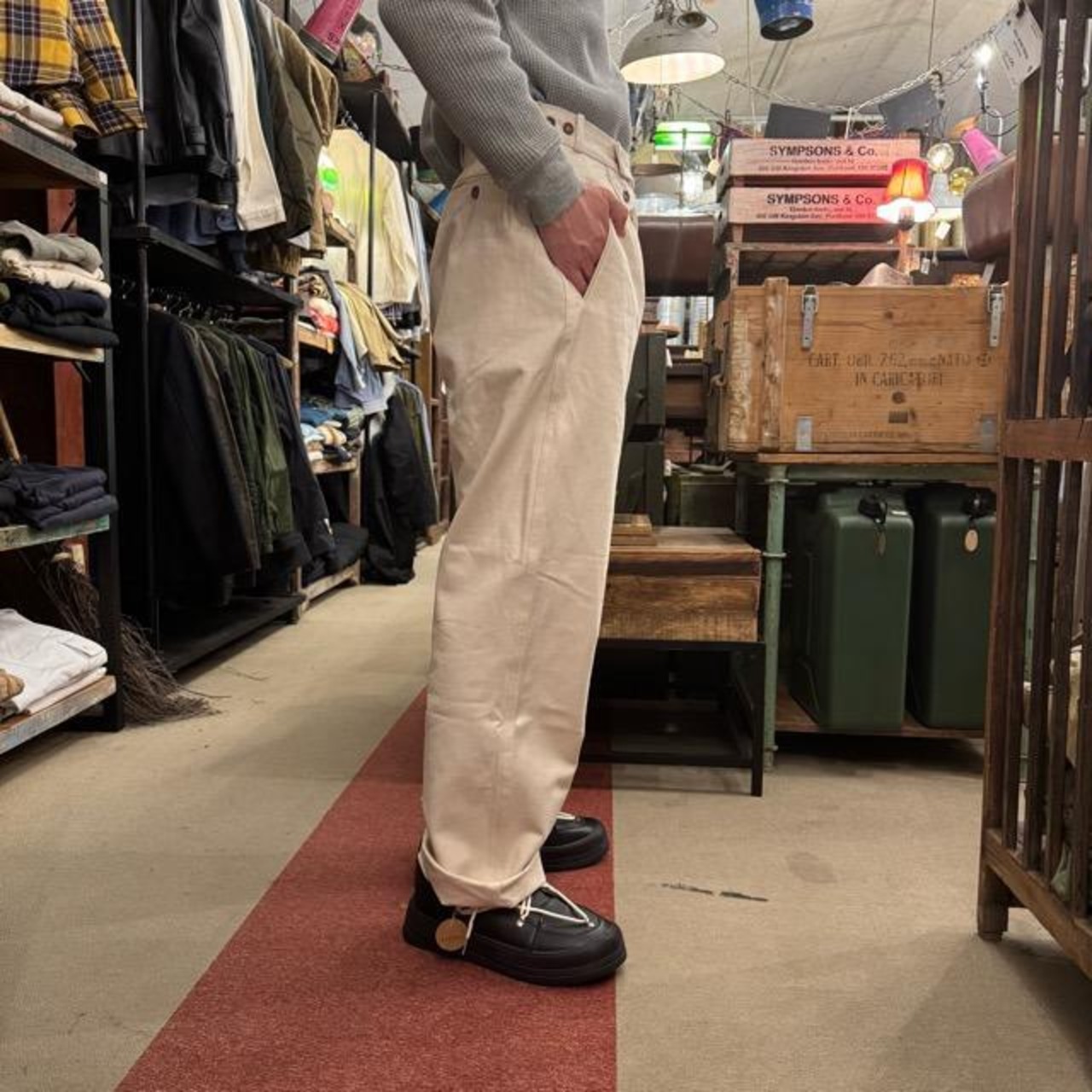 ドイツタイプ NAVY トロピカル グルカパンツ　ナチュラル　ドイツ軍　トロピカルユニホーム　ファッション　メンズ　軍物　ミリタリー　パンツ　サスペンダー