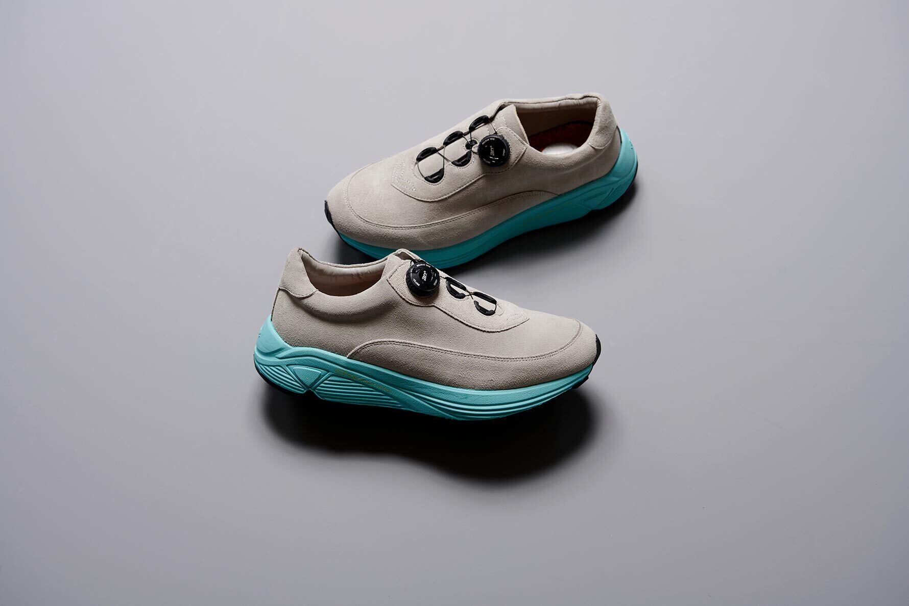 pg NEW DAWN | GREY | PLAYGROUND | スニーカーショップ