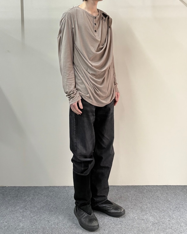 【26SS/Oscar Ouyang】CLAW DRAPE HENLEY LONG SLEEVE TEE