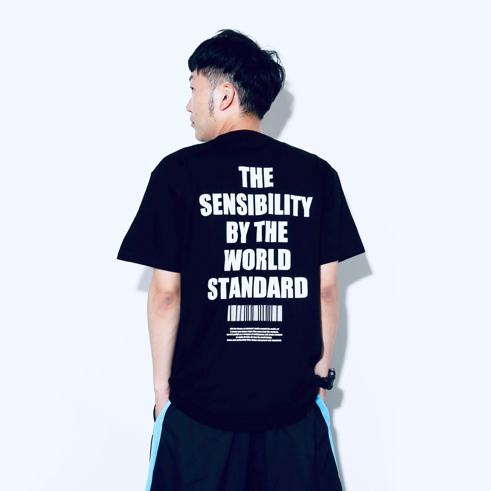 数量限定】WORLD STANDARD×アキナ秋山コラボクルーネックプリントT