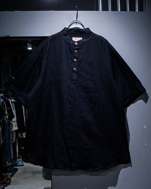 【add (C) vintage】Henley Neckline Vintage Loose S/S Black Linen Pullover