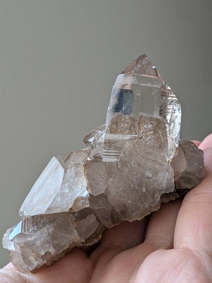 ヒマラヤ水晶・スモーキークォーツ ⭓ 原石クラスター ⭔ インド・マニハール産