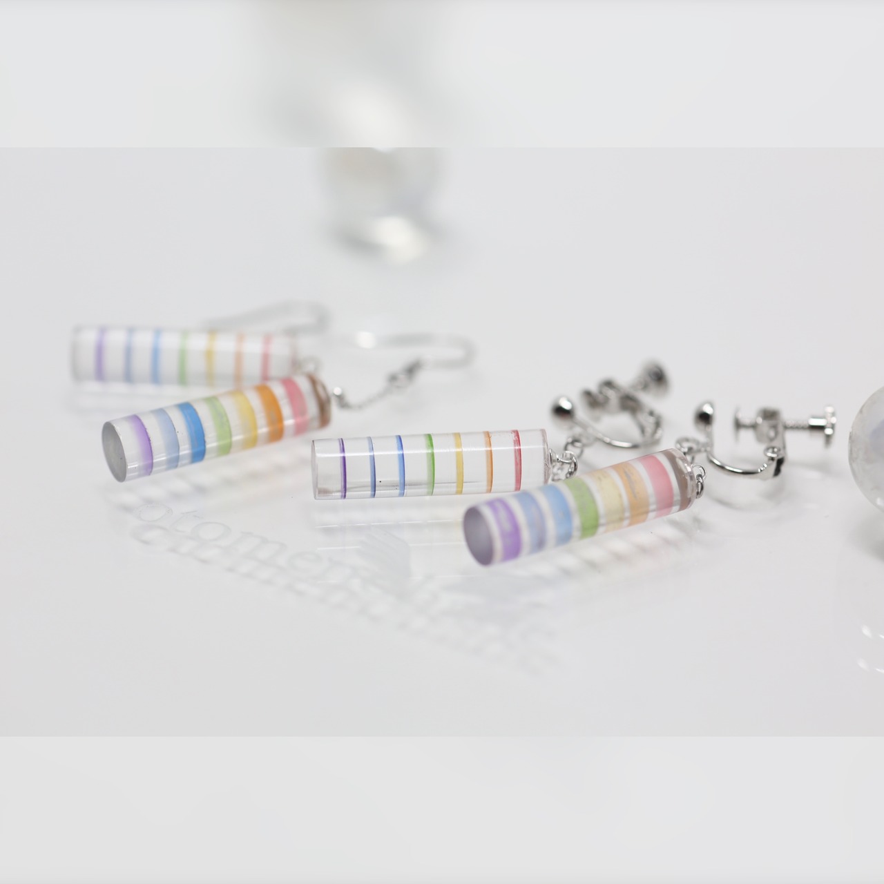 虹色プリズム ピアス&イヤリング