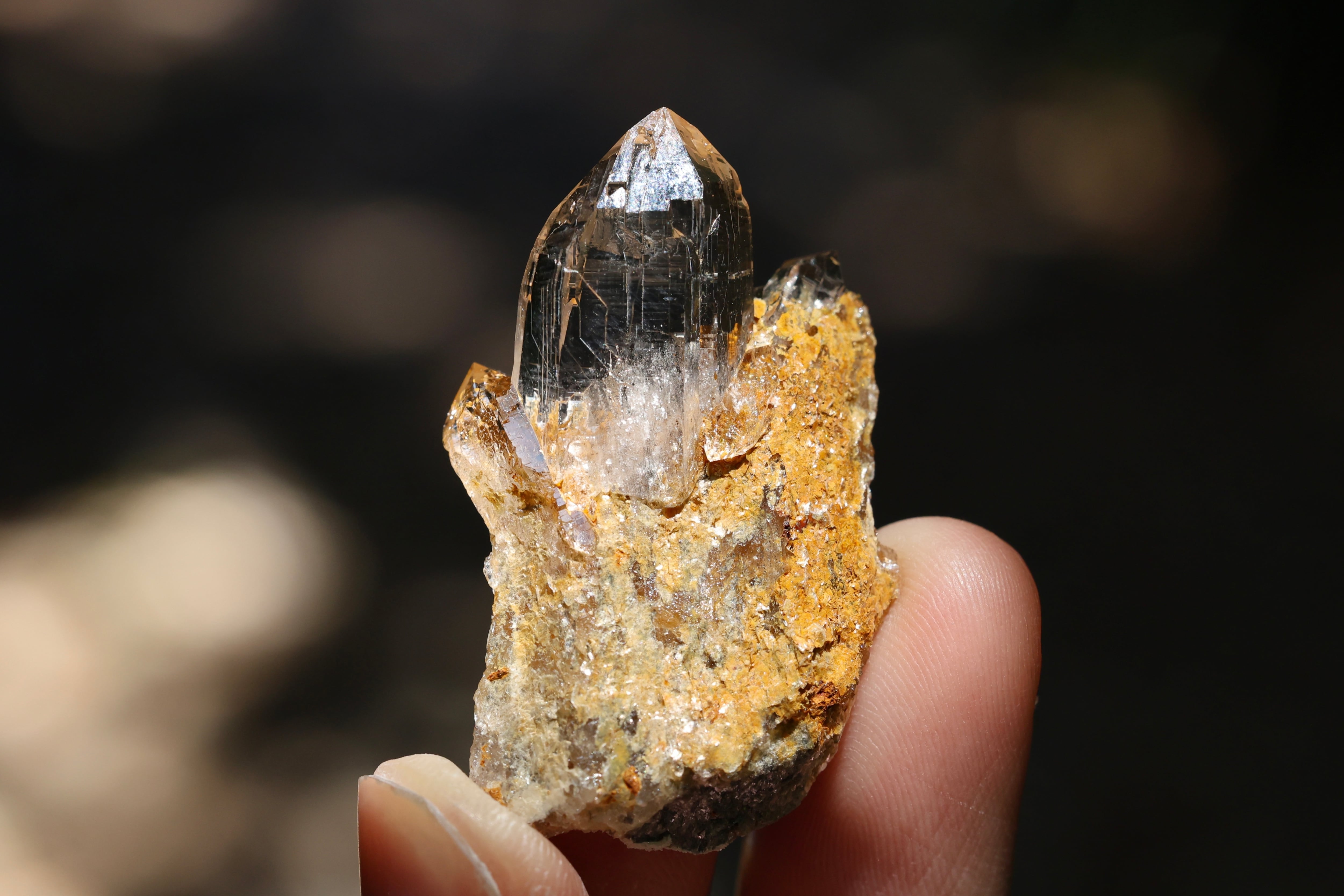ヒマラヤ水晶 ガネーシュヒマール産 | 石垣島の夜光貝アクセサリーと