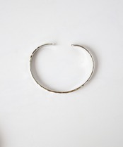 S925テクスチャーバングル/018081