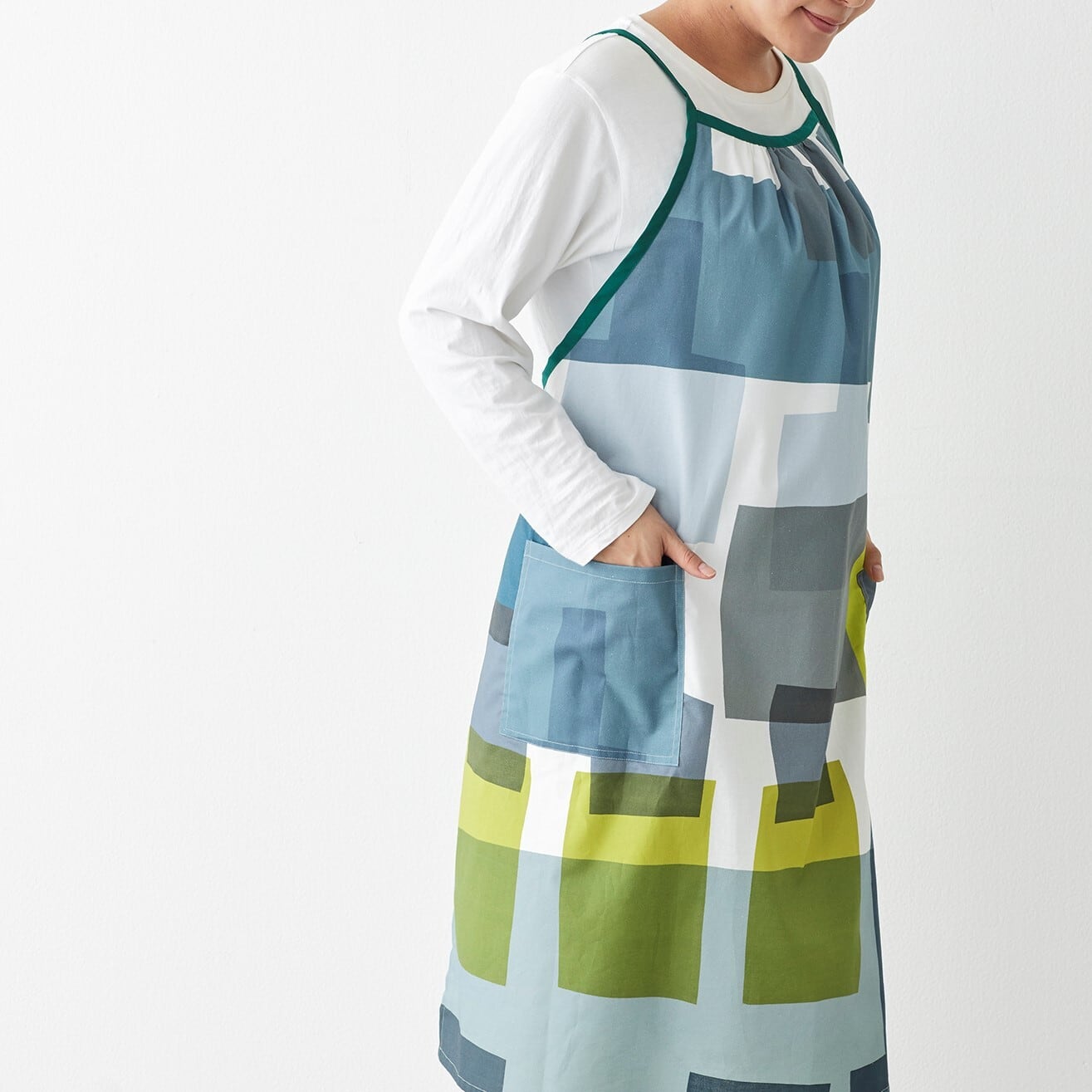 パイピングクロスエプロン KC　キッチン　グレー / pipingcross apron KC  KITCHEN  gray