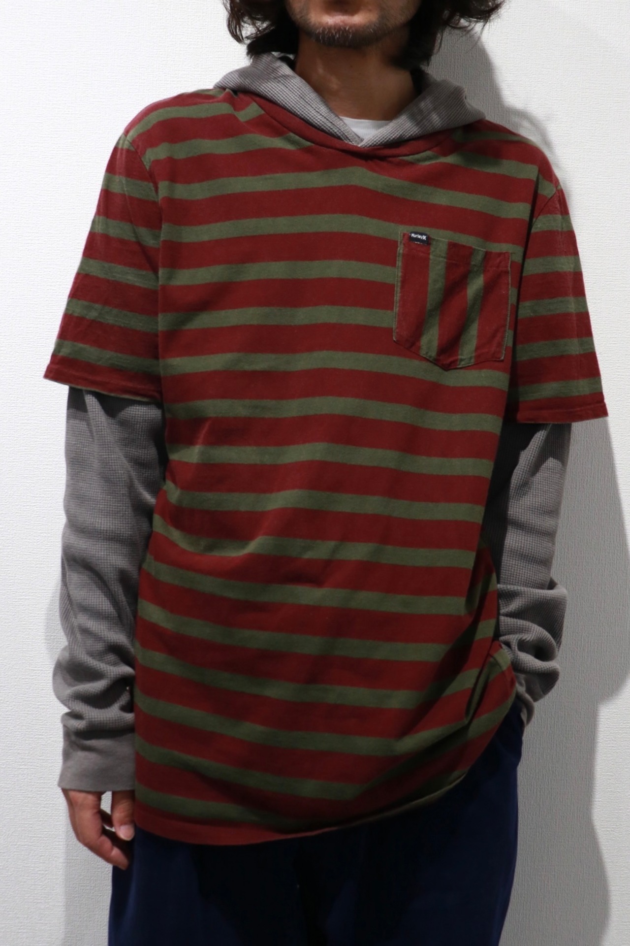 Hurley layered design border shirt