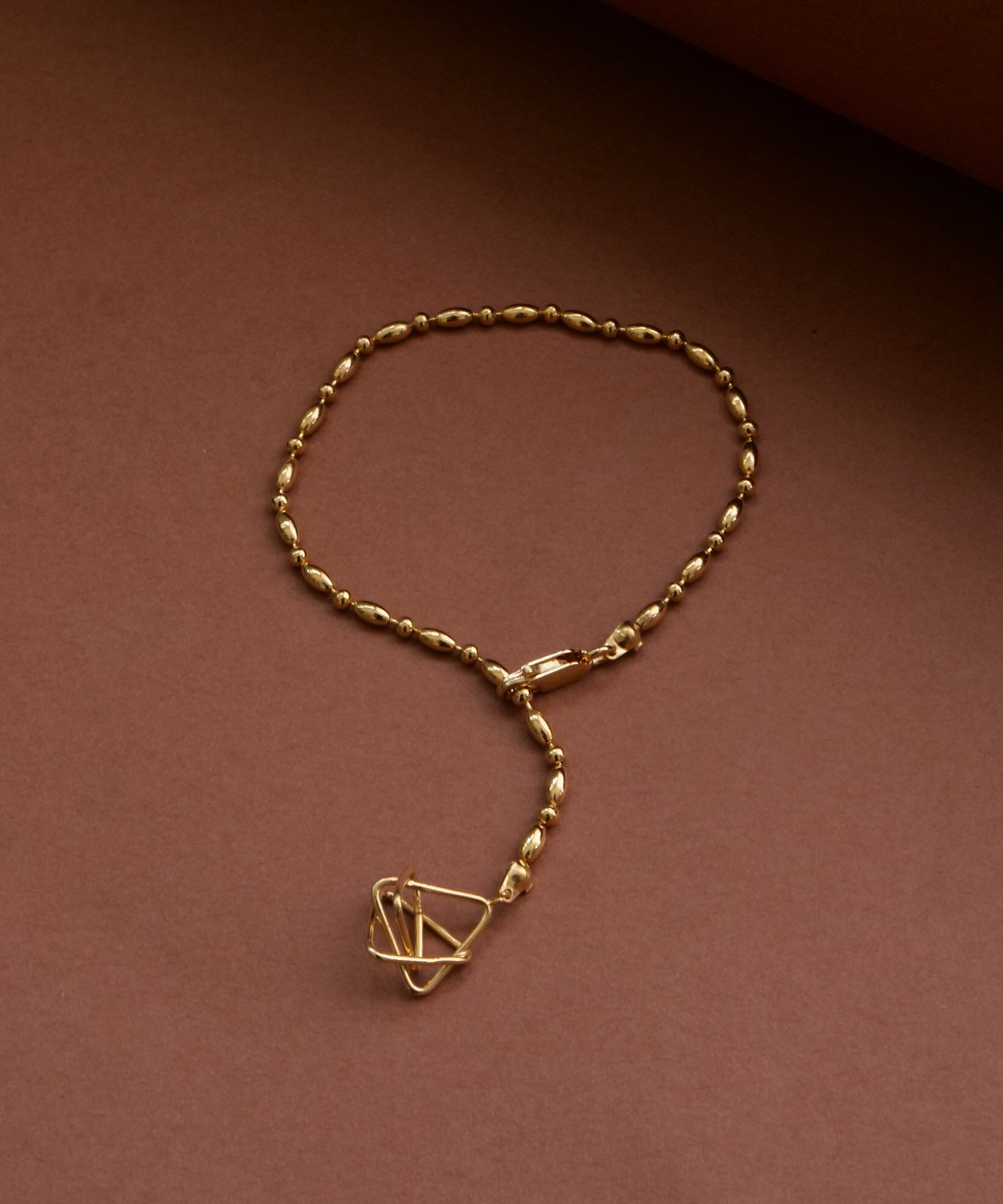 Sv925さんかくモチーフボールチェーンブレスレット ゴールド Irolier