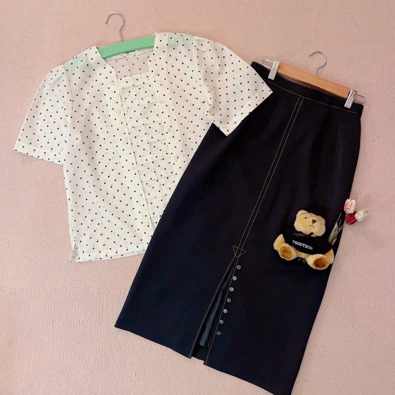 tuck double button dot blouse