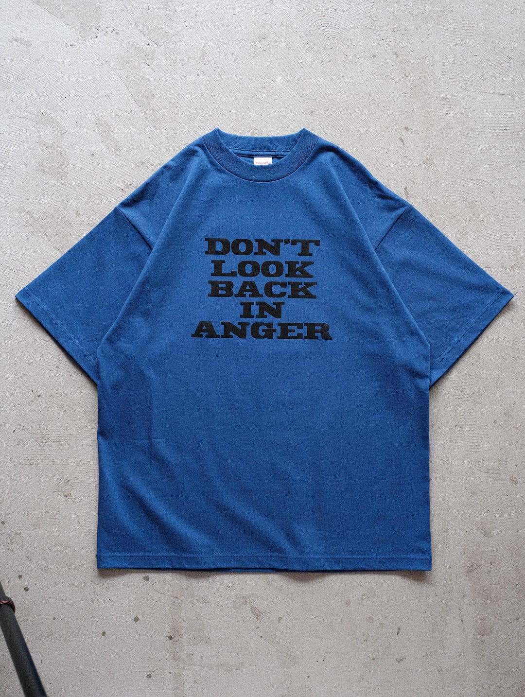"DON'T LOOK BACK IN ANGER" tee / 2color