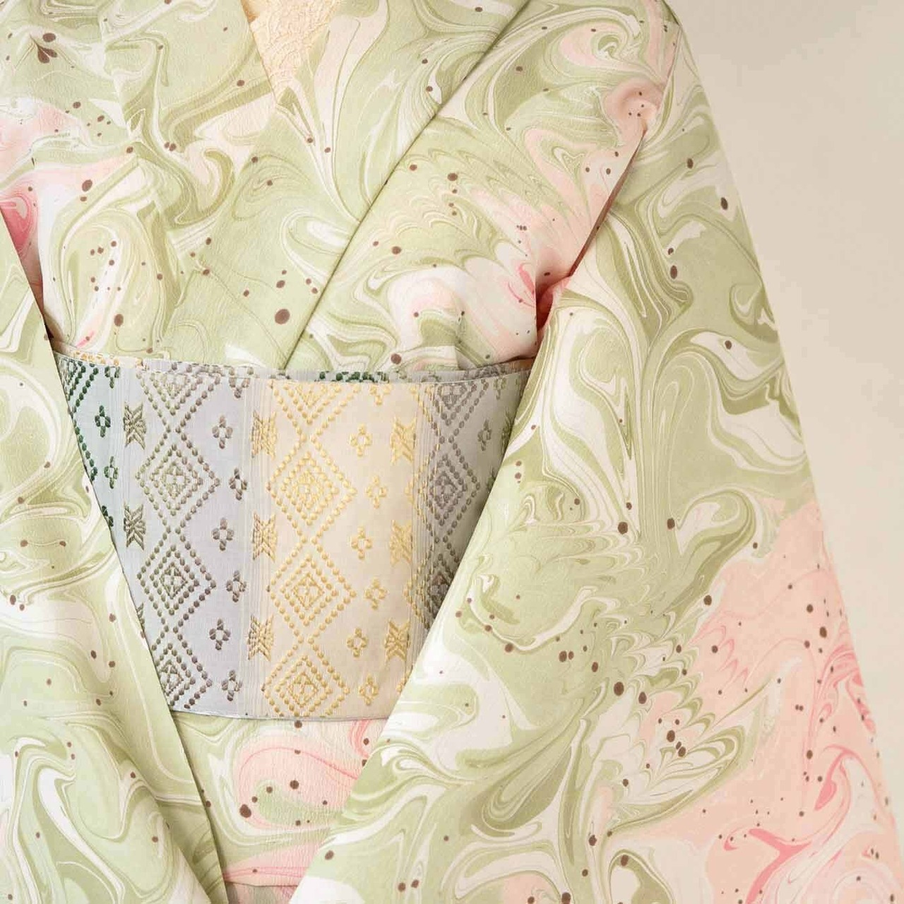 《ピスタージュ×ストロベリークリーム》❤︎マーブル柄〜洗えるきもの（シルジェリー）〜