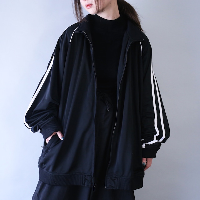 "black×white" good coloring over silhouette track jacket