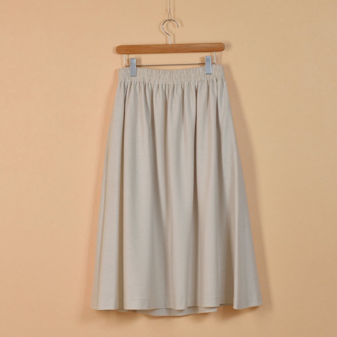 atelier naruse アトリエナルセ ウールジャージーギャザースカート・キナリ ウールジャージ生地を使った暖かくて軽やかなスカートです【送料無料】