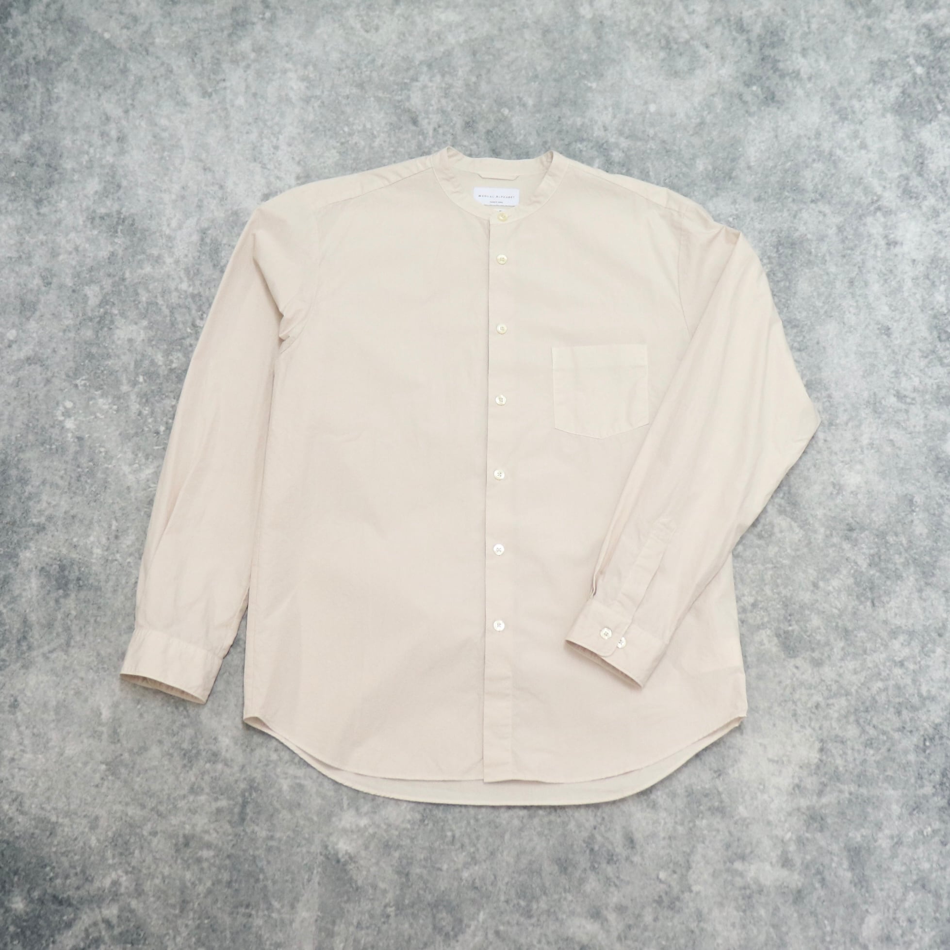 【MANUAL ALPHABET】 LOOSE FIT BAND COLLAR SHIRT (VANILLA) マニュアルアルファベット  ルーズフィット レギュラーカラーシャツ