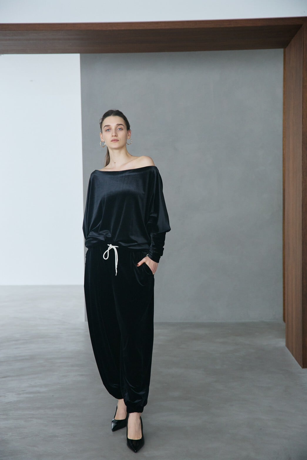 ベロアパンツ Silvie ブラック | Cygne