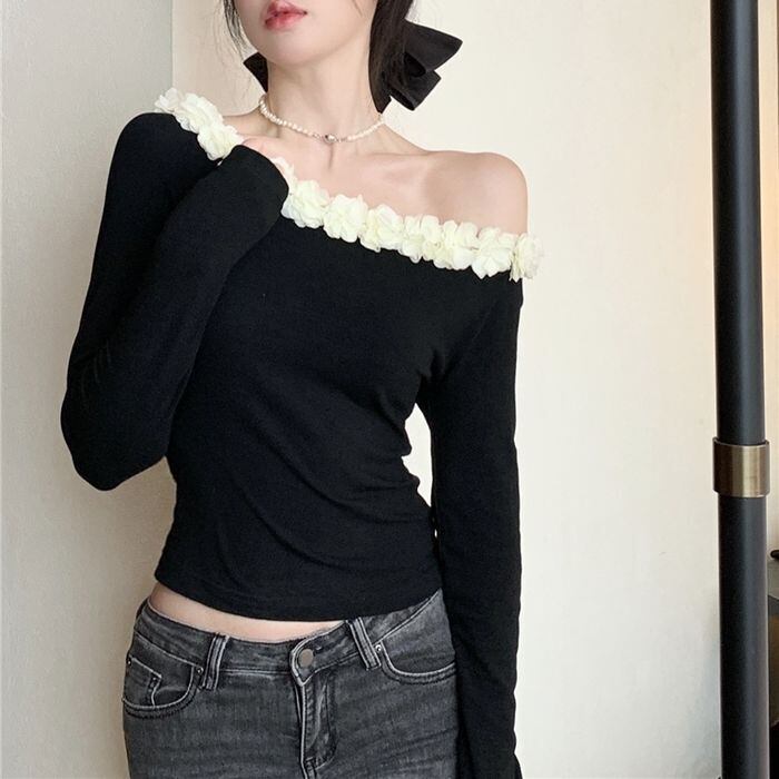 トップス レディース カットソー ニットソー オフショルダー 肩見せ フラワー かわいい きれいめ シンプル カジュアル 大人 上品 おしゃれ かっこいい 大人可愛い 大人女子 送料無料 ラブリー キュート モダン 無地 春 夏 秋 10代 20代 30代 40代 通勤 学生 通学 デート お出かけ 女子会 休日 着回し 普段使い 韓国 コーデ スタイル 合コン 愛され女子 セクシー 清楚 ご近所 散歩 旅行 空旅 レース シフォン 爽やか 映画 黒 白 ブラック S M L