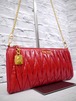 美品◆ miu miu ミュウミュウ MATELASSE マテラッセ チェーンストラップ クロスボディ レザー ショルダー クラッチ バッグ ポーチ 赤x金◆
