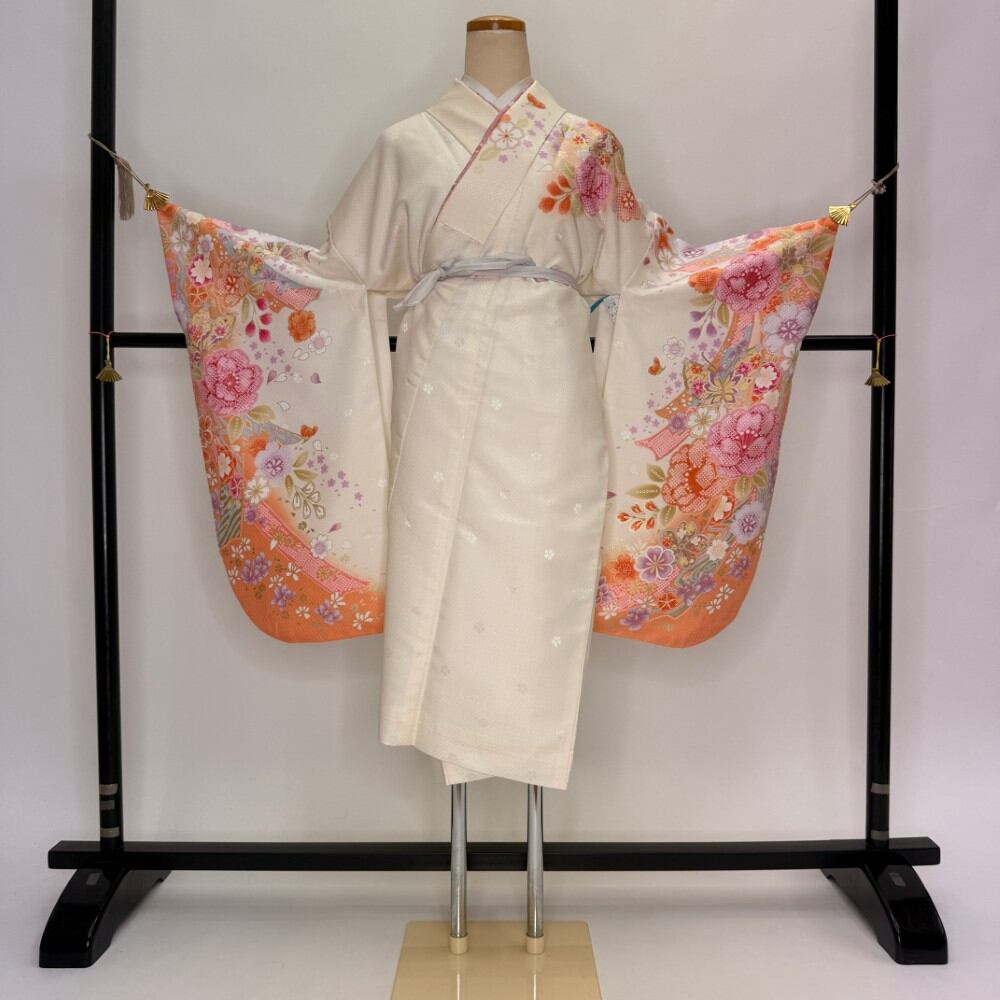 二尺袖 単品 卒業式着物 白 裄68cm Lサイズ 袴用着物 化繊 中古 5828