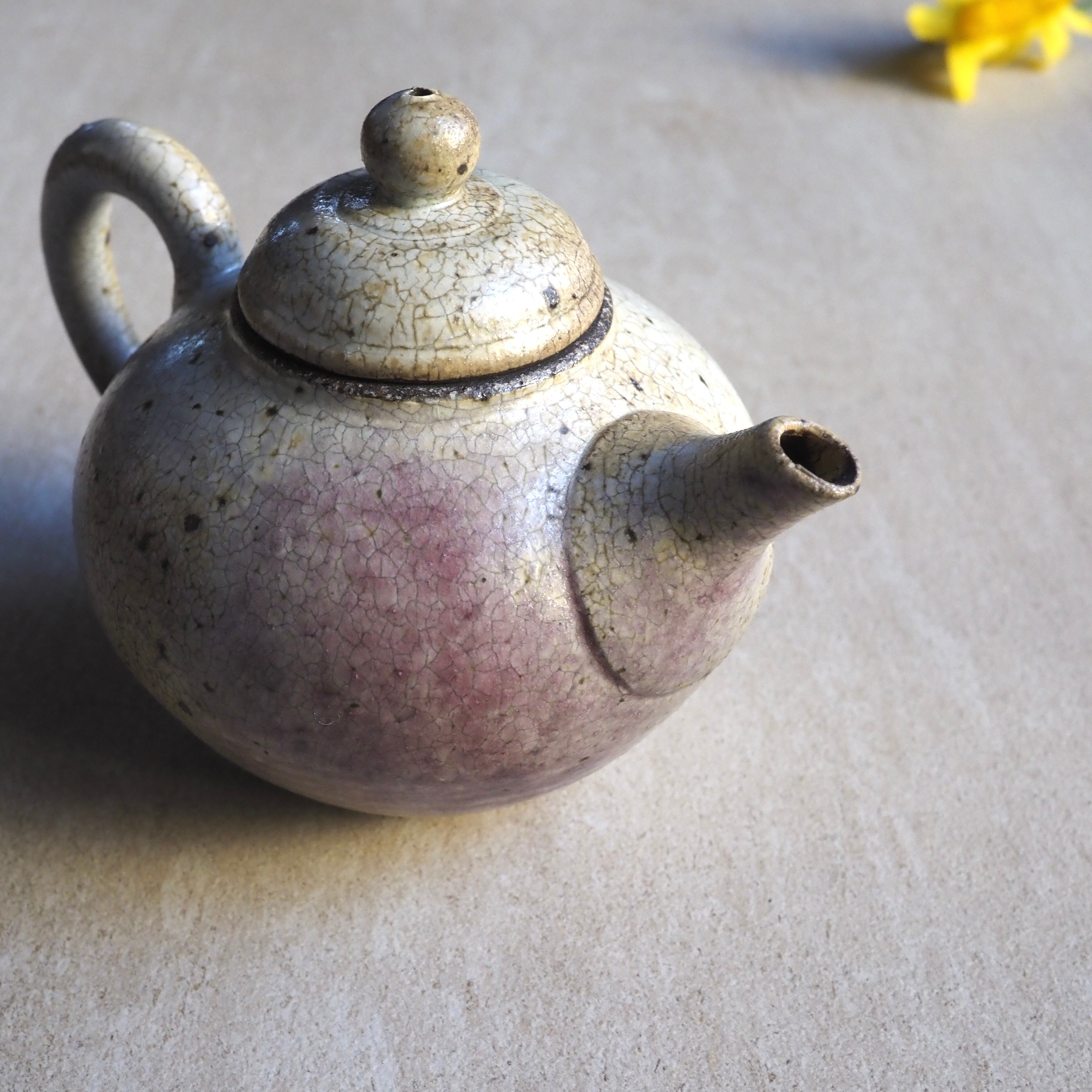 山崎さおり 平急須 山崎さおり】黒釉平急須 | 京都の器屋 