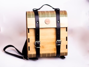 アップサイクル　木製バッグパック