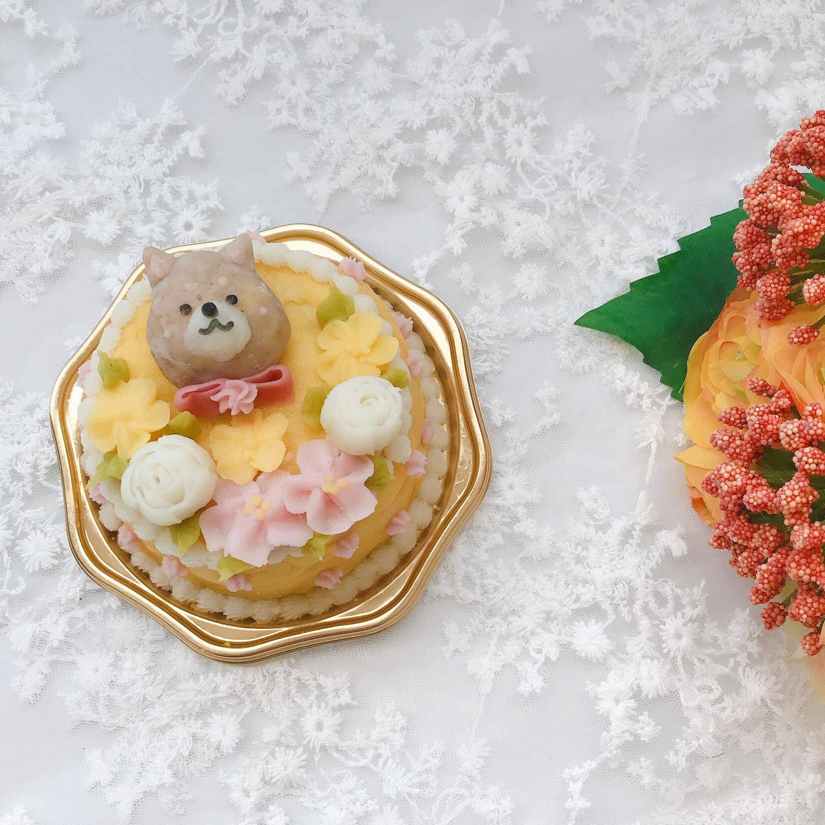 お花畑にいるうちの子ケーキ、犬のケーキ、犬用ケーキ、わんこケーキ 