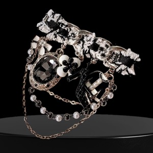 CLOSE SALE★BR0101 ツイードリボン＆アソートチャームブローチ