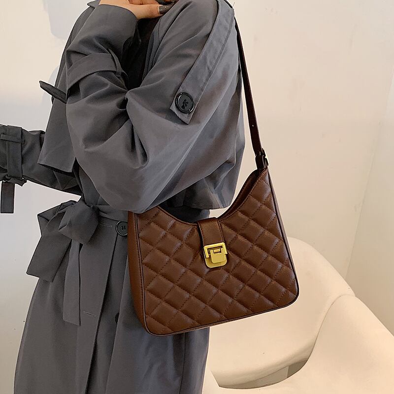 秋冬レトロスモールバッグ女性2020新しい流行のファッションネットセレブニッチデザインロンボイドワイルドワンショルダー脇の下バッグ Tiancai_Wing_Bag70113345871