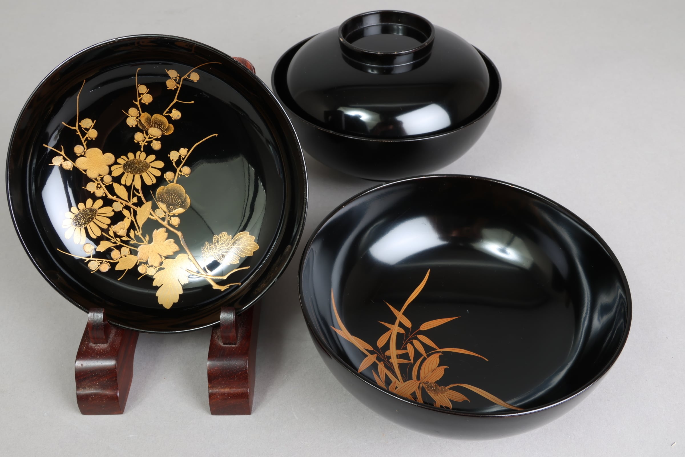 黒塗 四君子蒔絵 吸物椀 | (有)新原美術