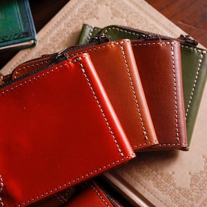 今よりワンランク上の生活へ導く『本革コンパクト"財布"』