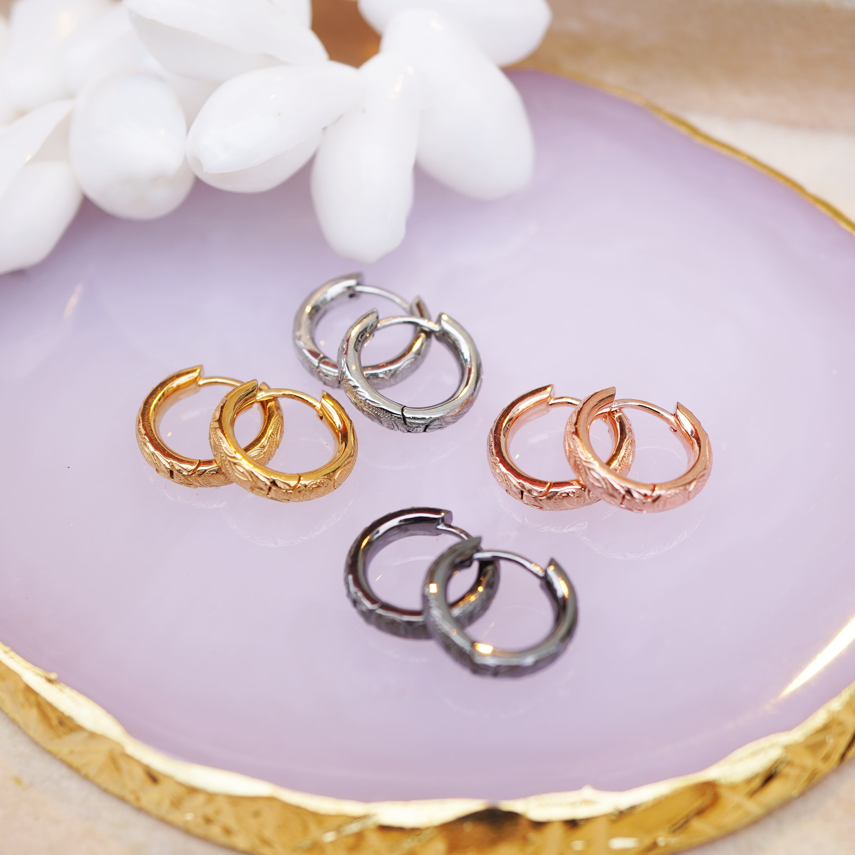 選べる4色》《片耳販売》 小さめ フープピアス サージカルステンレス