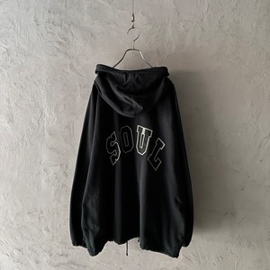 -SOUL- logo design sweat hooded jacket