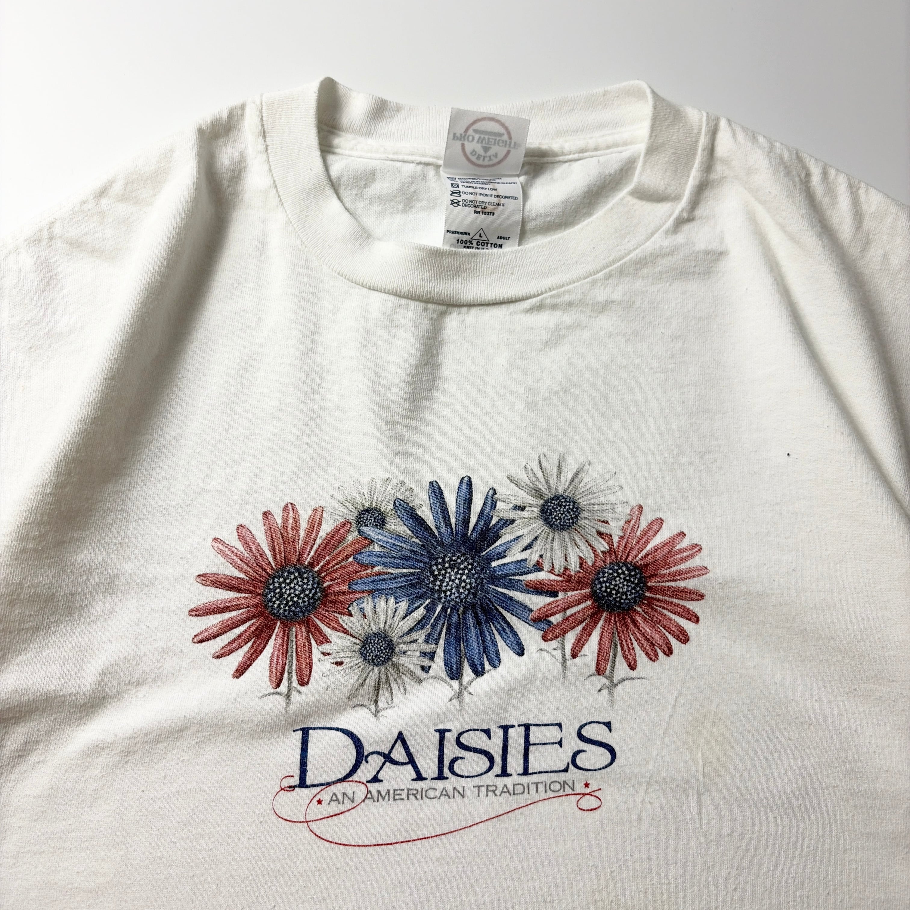 90s Daisies Floral Graphic T Shirt