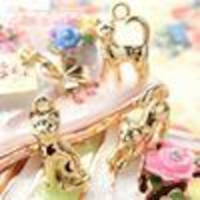 ★L&A★ねこちゃん&クローバーチャーム★最高級鍍金★K16GP★ “3cats”