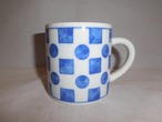 四角と丸模様のマグカップ porcelain Mug(made in Japan)(No1)