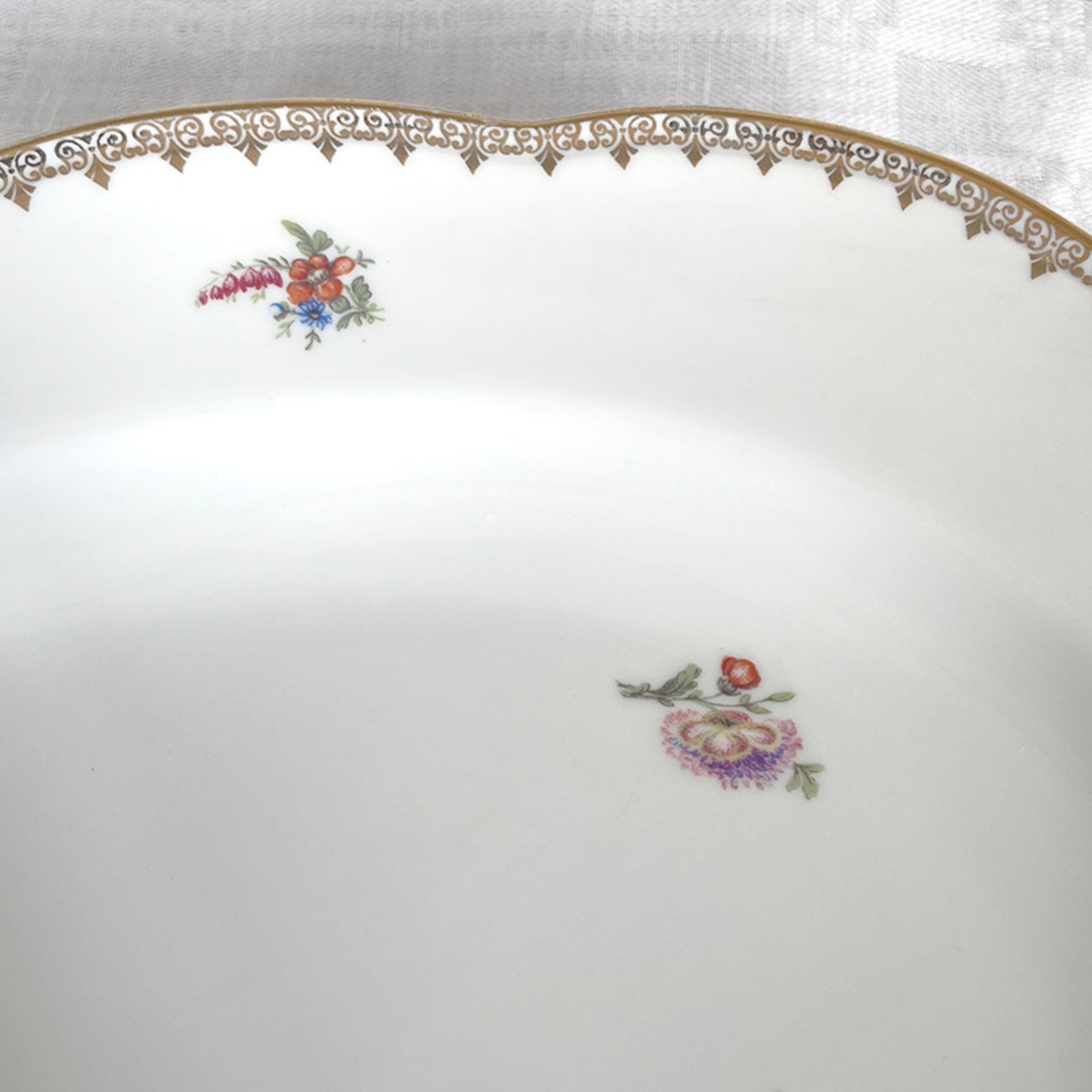 大皿オーバル型　小花散る白磁　パーティー 12TWdz14-1