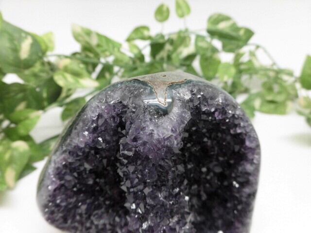 【送料無料】【高品質】 ウルグアイ産アメジスト no.5