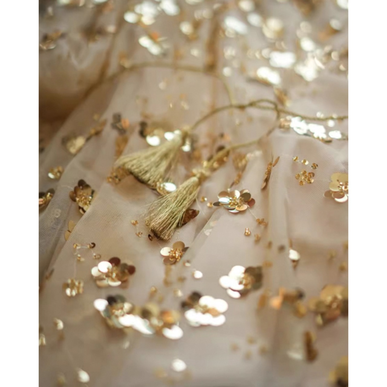 キラキラフラワーモチーフスパンコールブラウス Y0056