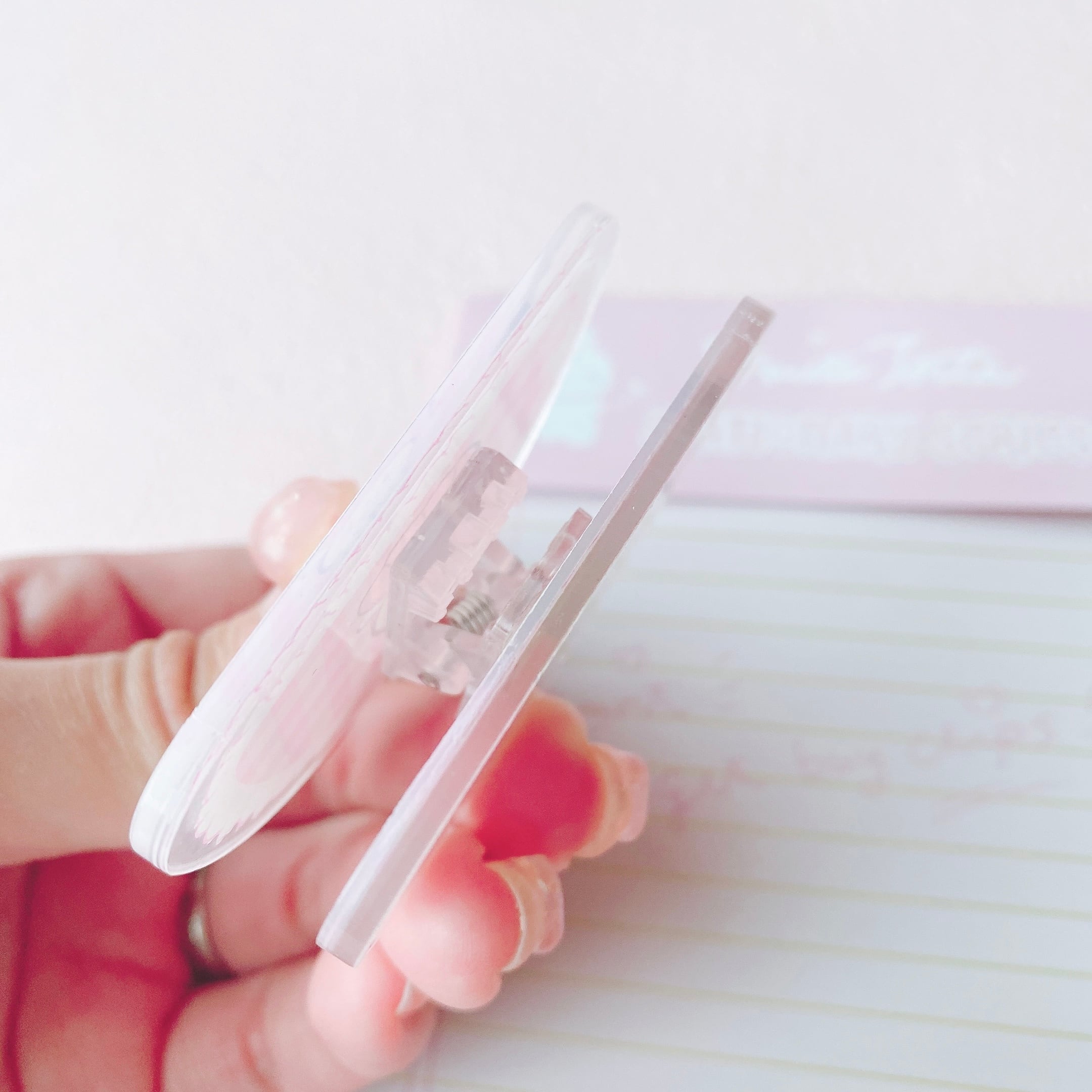 バレエうさぎのアクリルクリップ(ふりふりピンク)