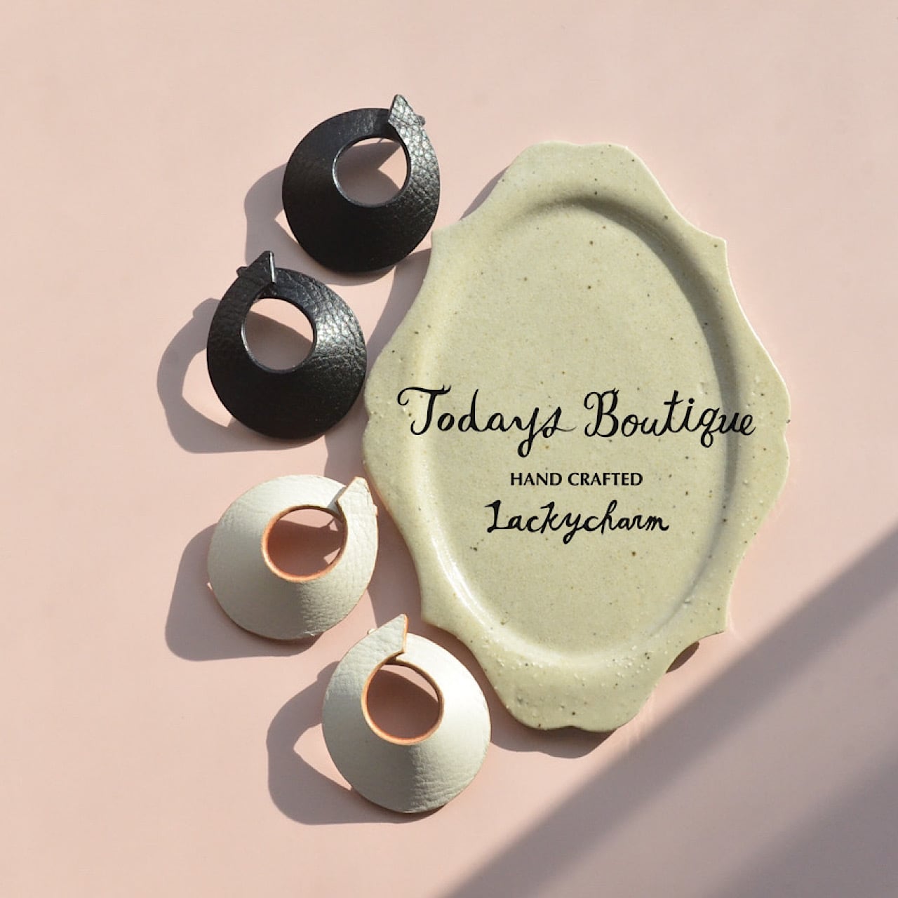 leather pierce/earring 《Connect》2colors | TO DAY'S BOUTIQUE