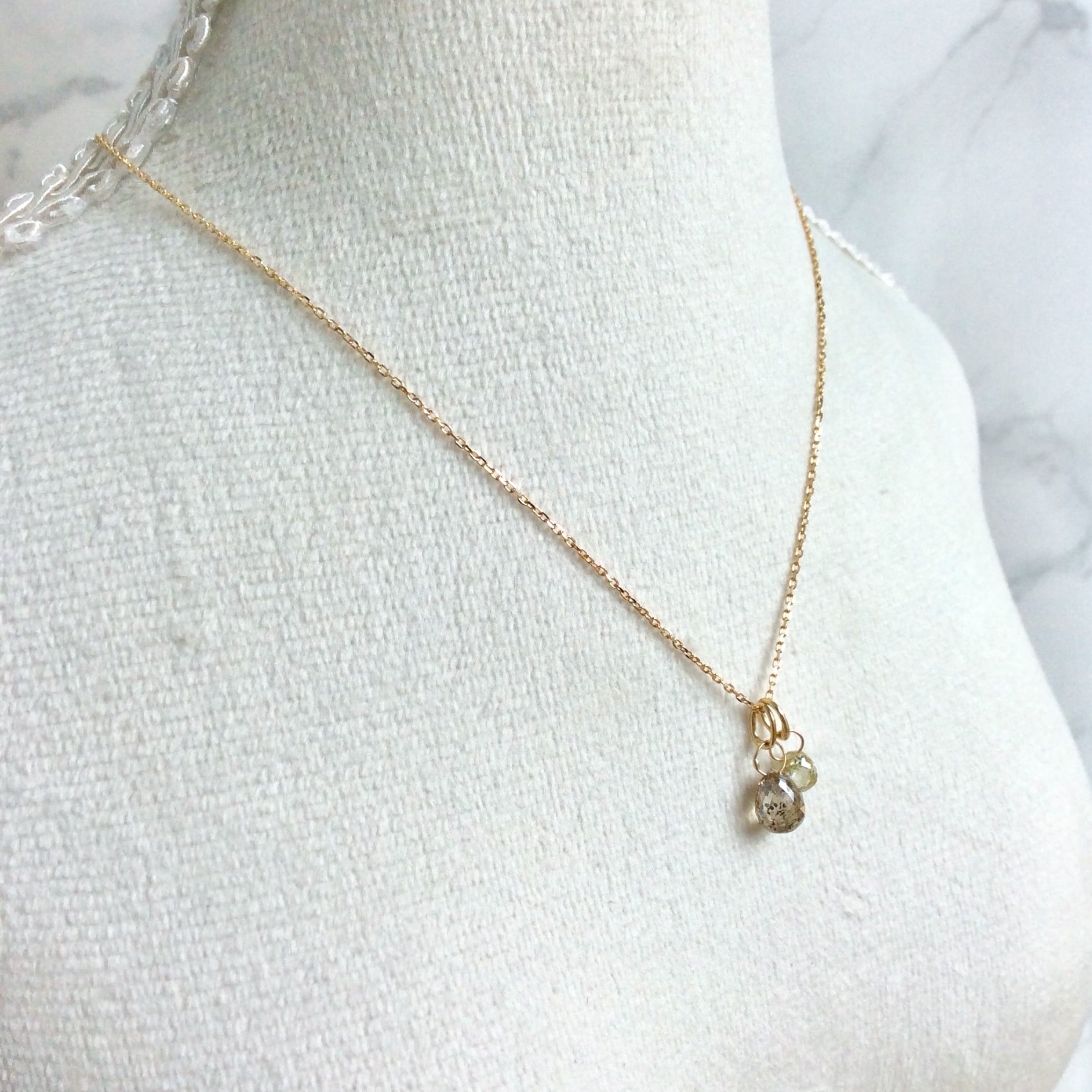 ブリオレットダイヤの2粒ネックレス K18 1.038ct & 0.406ct ブリオレット レーザーホール 裸ん坊ダイヤ 大人可愛い